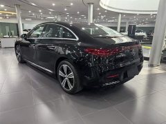 Mercedes-Benz EQE 500 4MATIC Luxury - ფოტო 3