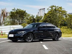 BMW 3 Series 330i M Sport Night Edition Package - ფოტო 1