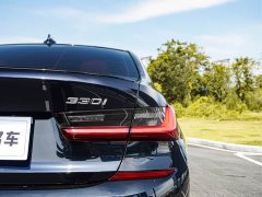 BMW 3 Series 330i M Sport Night Edition Package - ფოტო 7