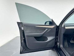 Tesla Model Y Long Range All-Wheel Drive - ფოტო 11