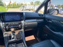 Toyota Vellfire Crown Twin Engine 2.5L HV Premium Edition - ფოტო 20