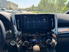 Toyota Vellfire Crown Twin Engine 2.5L HV Premium Edition - ფოტო 6