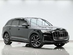 Audi Q7 55 TFSI quattro S line Sport - ფოტო 3