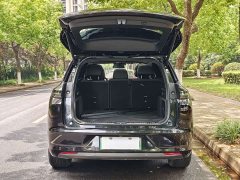 Li Auto L7 Pro - ფოტო 13