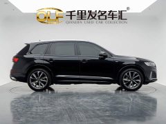 Audi Q7 55 TFSI quattro S line Sport - ფოტო 4
