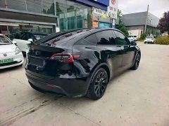 Tesla Model Y Standard Range RWD - ფოტო 6