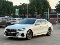 BMW 5 Series 530Li Premier M Sport Package - ფოტო 1