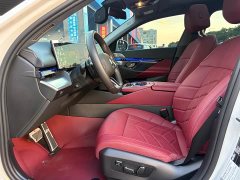 BMW 5 Series 530Li Premier M Sport Package - ფოტო 11