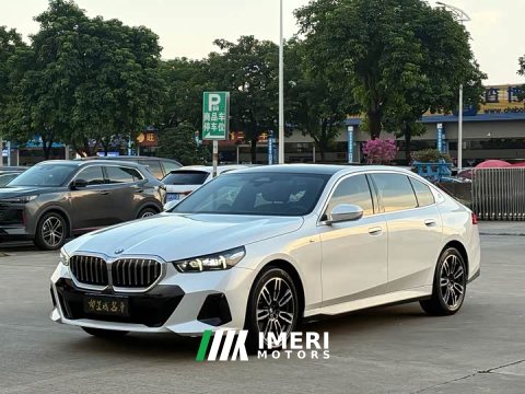 2025 BMW 5 Series 525Li M Sport Package - ავტომობილი ჩინეთიდან