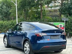 Tesla Model Y Rear-Wheel Drive - ფოტო 4