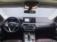 BMW 5 Series 530Li Leading Edition Luxury Package - ფოტო 13