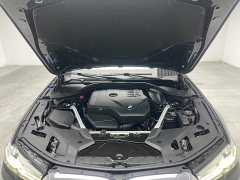 BMW 5 Series 530Li Leading Edition Luxury Package - ფოტო 9