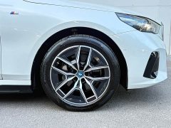 BMW i5 2024 eDrive 35L Premium M Sport Package - ფოტო 11
