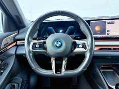 BMW i5 2024 eDrive 35L Premium M Sport Package - ფოტო 19