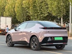 Lynk & Co Geely Lynk & Co 20 530km Rear-wheel Drive Max - ფოტო 9
