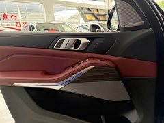 BMW X5 xDrive 40Li M Sport Midnight Edition Package - ფოტო 11