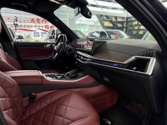 BMW X5 xDrive 40Li M Sport Midnight Edition Package - ფოტო 16