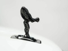 Rolls-Royce Cullinan Black Badge - ფოტო 4