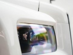 Rolls-Royce Cullinan Black Badge - ფოტო 5