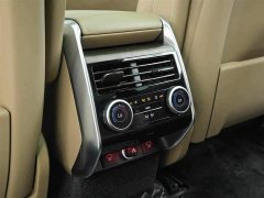 Land Rover Range Rover 3.0 L6 400PS Extended Wheelbase 7-Seater - ფოტო 17