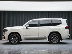 Toyota Land Cruiser (Imported) 2025 3.5T GX-R - ფოტო 4