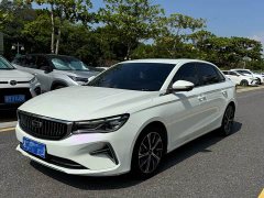 Geely Emgrand 2022 4th Generation 1.5L CVT Luxury - ფოტო 2