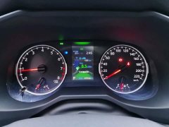 Toyota Venza 2020 2.0L CVT AWD Luxury - ფოტო 14