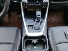 Toyota Venza 2020 2.0L CVT AWD Luxury - ფოტო 16