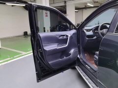 Toyota Venza 2020 2.0L CVT AWD Luxury - ფოტო 7