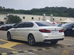 BMW 5 Series 530Li Premier Luxury Package - ფოტო 6
