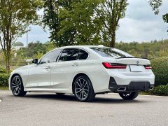 BMW 3 Series 325Li M Sport Package - ფოტო 7