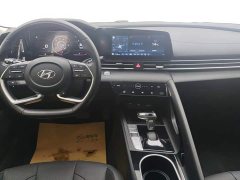 Hyundai Elantra 1.5L CVT Luxury - ფოტო 12
