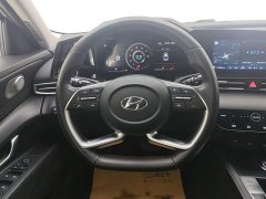 Hyundai Elantra 1.5L CVT Luxury - ფოტო 15