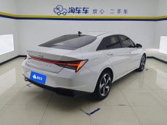 Hyundai Elantra 1.5L CVT Luxury - ფოტო 3