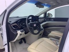Buick GL8 Land Business Class Smart Edition - ფოტო 14