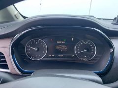 Buick GL8 Land Business Class Smart Edition - ფოტო 17