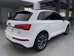 Audi Q5L 40 TFSI Luxury Dynamic - ფოტო 4
