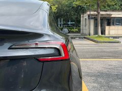 Tesla Model 3 2023 Rear-Wheel Drive - ფოტო 10