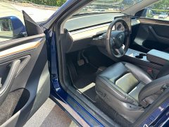 Tesla Model Y Long Range All-Wheel Drive - ფოტო 10