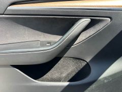 Tesla Model Y Long Range All-Wheel Drive - ფოტო 9