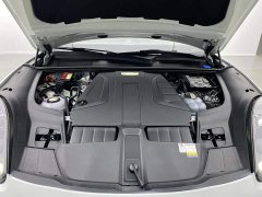 Porsche Cayenne New Energy Cayenne E-Hybrid 2.0T - ფოტო 9