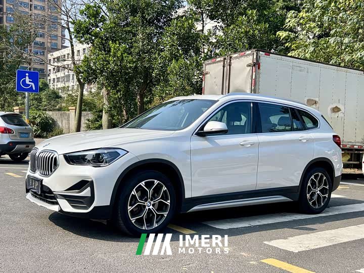 BMW X1 sDrive20Li Fashion