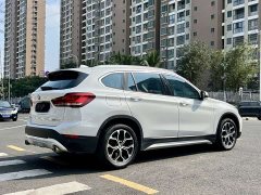 BMW X1 sDrive20Li Fashion - ფოტო 9