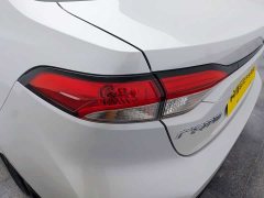 Toyota Corolla 2023 Intelligent Hybrid Dual-Engine 1.8L Luxury Edition - ფოტო 17