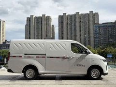 Wuling Yangguang 230km Practical Enclosed Window Version 60kW - ფოტო 4