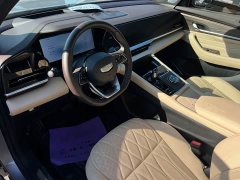 Geely Xingyue L Oriental Radiance 2.0TD Automatic AWD Moonlight Edition - ფოტო 11