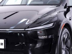 Tesla Model Y Rear-Wheel Drive - ფოტო 10