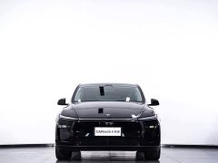 Tesla Model Y Rear-Wheel Drive - ფოტო 4