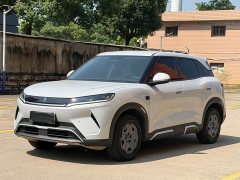 BYD Yuan UP 2025 Smart Drive 401KM Vitality Edition - ფოტო 1