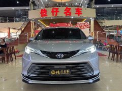 Toyota Sienna 2021 2.5L Hybrid Premium Edition - ფოტო 2